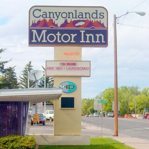 Canyonlands Motor Inn Монтичелло Экстерьер фото