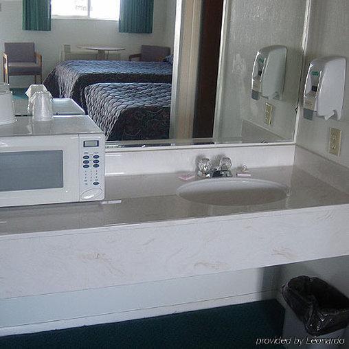Canyonlands Motor Inn Монтичелло Экстерьер фото
