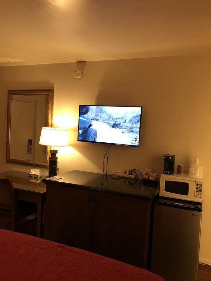Canyonlands Motor Inn Монтичелло Экстерьер фото